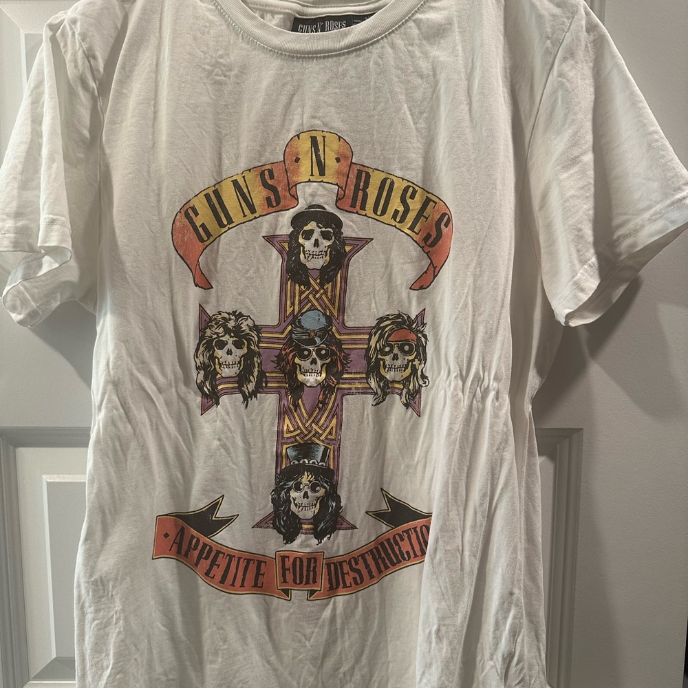 Guns N' Roses Graphic Tee